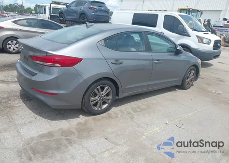 2018 Hyundai Elantra Sel z USA, uszkodzony, nr VIN 5NPD84LF7JH299220